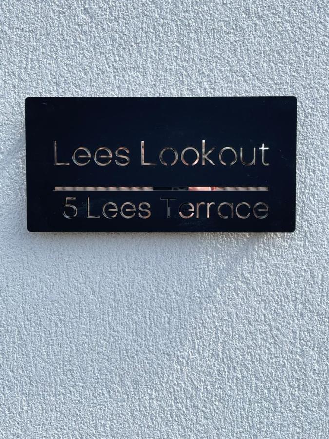 Lees Lookout Holt ,2 Bedroom Luxury Apartment With Private Parking Екстериор снимка
