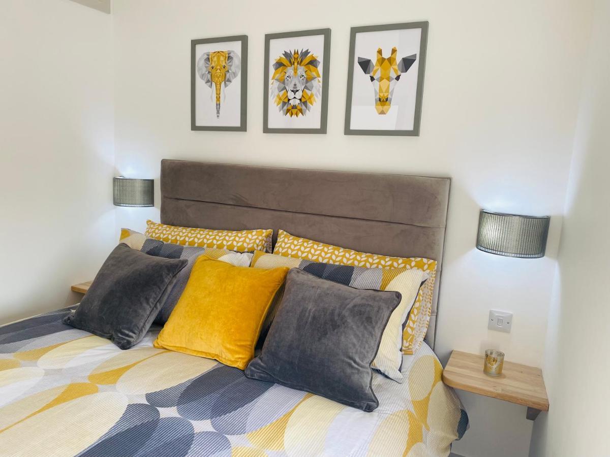 Lees Lookout Holt ,2 Bedroom Luxury Apartment With Private Parking Екстериор снимка