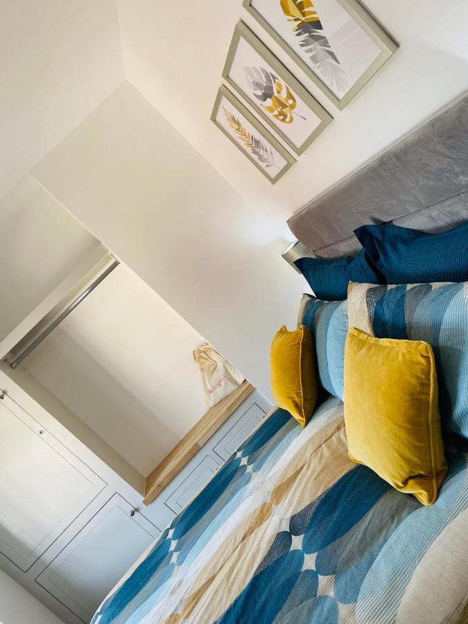 Lees Lookout Holt ,2 Bedroom Luxury Apartment With Private Parking Екстериор снимка